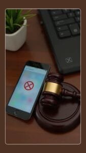 Insta-Stalker-A-Verdade-Por-Tras-das-Ferramentas-de-Rastreamento-Consequencias-Legais-poster